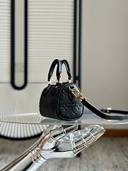 Fortok Louis Vuitton Nano Speedy Black In Gold Hardware 10 x 7.5 x 16cm - 5