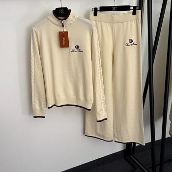 Fortok Loro Piana Knit Suit Sweater Logo + high waist straight pants Cream