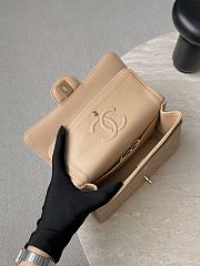 Fortok Chanel Flap Bag Beige Caviar Gold Hardware 14.5x23x6cm - 4
