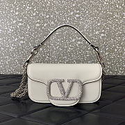 Fortok Valentino Garavani Small Locò Crystal-Embellished Leather Handle Bag White 20x11x5cm - 1