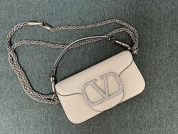 Fortok Valentino Garavani Small Locò Crystal-Embellished Leather Handle Bag Cream 20x11x5cm