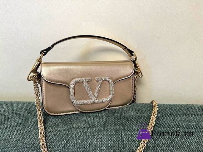 Fortok Valentino Garavani Small Locò Crystal-Embellished Leather Handle Bag Gold 20x11x5cm - 1