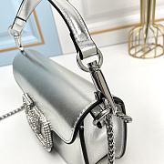 Fortok Valentino Garavani Small Locò Crystal-Embellished Leather Handle Bag Silver 20x11x5cm - 4