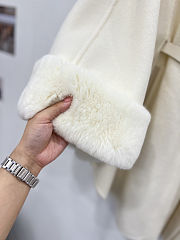 Fortok Loro Piana Salzburg Cape With detachable collar and cuffs in fur Natural Melange - 4