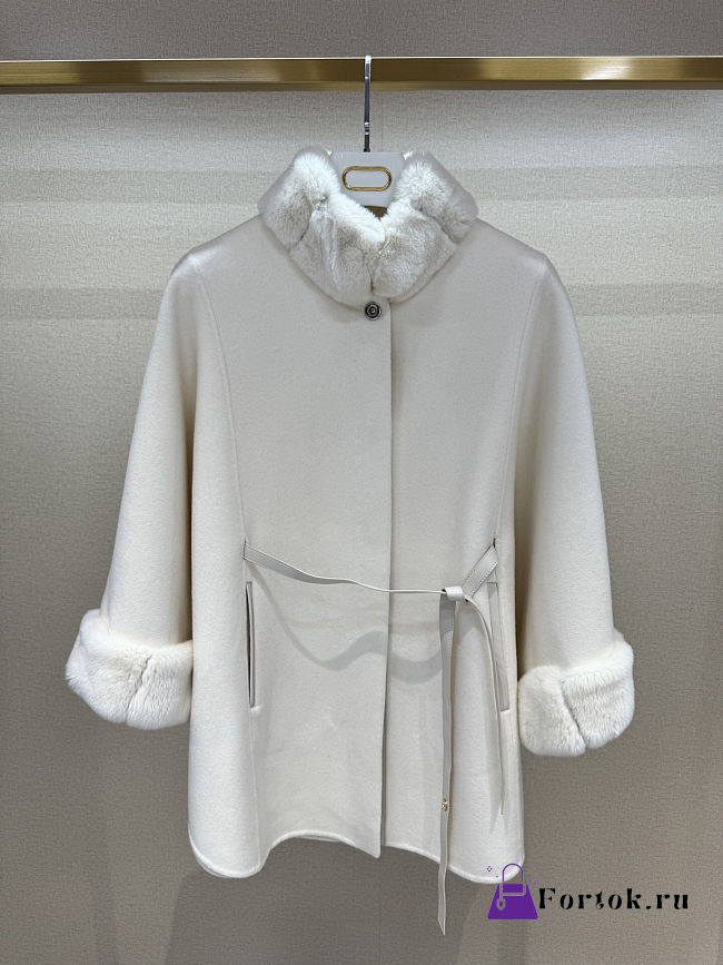 Fortok Loro Piana Salzburg Cape With detachable collar and cuffs in fur Shea Butter - 1