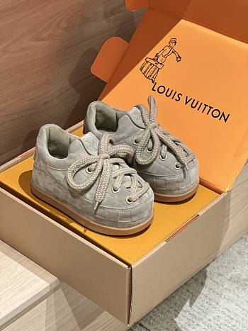 Fortok Louis Vuitton Yeti Lace-up sneakers Brown