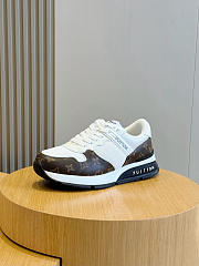 Fortok Louis Vuitton Run Away sneaker in white and brown Monogram canvas - 2