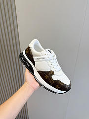 Fortok Louis Vuitton Run Away sneaker in white and brown Monogram canvas - 3