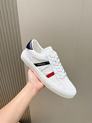 Fortok Moncler New Monaco leather sneakers with a tricolor side stripe white - 5