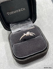 Fortok Tiffany & Co Knot with Diamonds Ring Gold/ Silver  - 4