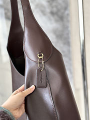 Fortok Coach Brooklyn Shoulder Bag 39 Maple/Brass 39cm  - 3