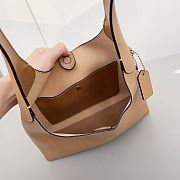 Fortok Coach Brooklyn Shoulder Bag 28 Brass/Honey Brown 28-28-8cm - 3