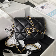 Fortok Chanel Coco Love CC Heart Wallet on Chain mini in Black 18x13.5x5.5cm - 1