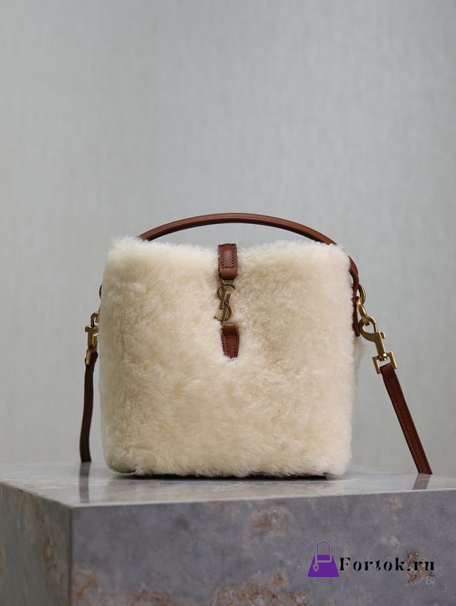 Fortok Saint Laurent Le 37 Mini shearling bucket bag 15×13×6cm - 1