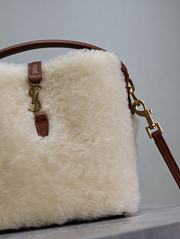 Fortok Saint Laurent Le 37 Mini shearling bucket bag 15×13×6cm - 3