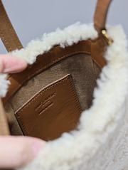 Fortok Saint Laurent Natural Beige Dark Cigar Shearling Mini Le 5 A 7 Vertical Bag 18×3.5×3.5cm - 2