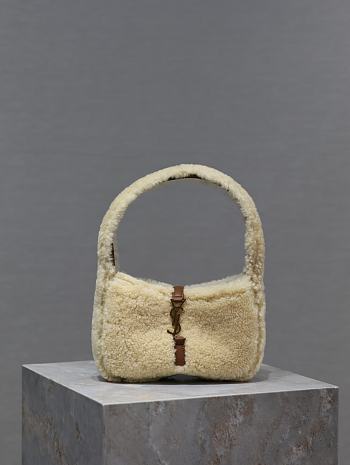 Fortok Saint Laurent Le 5 à 7 Mini shearling shoulder bag 19×11.5×4.5cm