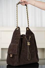 Fortok Chanel 25 small handbag in dark brown suede calfskin 40x30x15cm - 5