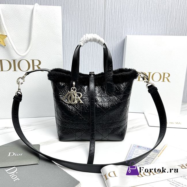 Fortok Dior Micro Dior Toujours Vertical Tote Bag Black Crinkled Calfskin And Fur 16 x 18 x 12m - 1