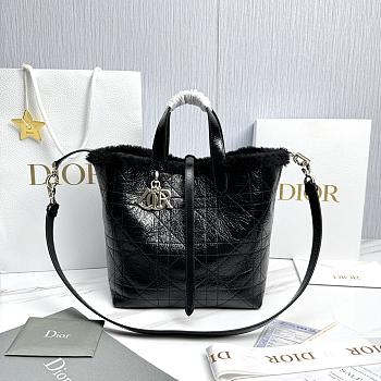 Fortok Dior Mini Dior Toujours Vertical Tote Bag Black Crinkled Calfskin And Fur 20 x 22 x 18.5cm
