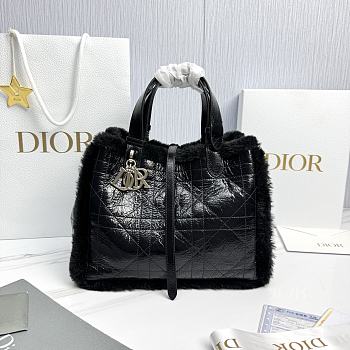 Fortok Dior Toujours bag Black With Fur 28.5*19*21cm