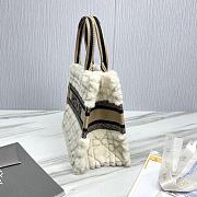 Fortok Dior Book Tote bag White Fur Brown 26.5 X21 x14cm - 2
