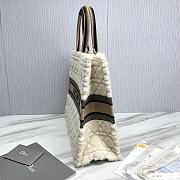 Fortok Dior Book Tote bag White Fur Brown 42×35×18.5cm - 4