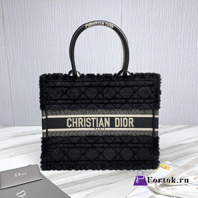 Fortok Dior Book Tote bag Fur Black 36.5×28 x16cm - 1