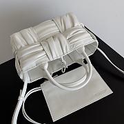 Fortok Bottega Veneta Arco Tote Maxi Intrecciato Pleated Leather White 25*16*10cm - 5