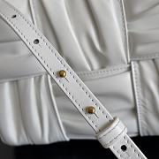 Fortok Bottega Veneta Arco Tote Maxi Intrecciato Pleated Leather White 25*16*10cm - 6