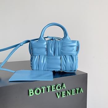 Fortok Bottega Veneta Arco Tote Maxi Intrecciato Pleated Leather Blue 20*7*13cm 