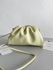 Fortok Bottega Veneta The Mini Pouch in baby yellow 23*13*5cm - 1