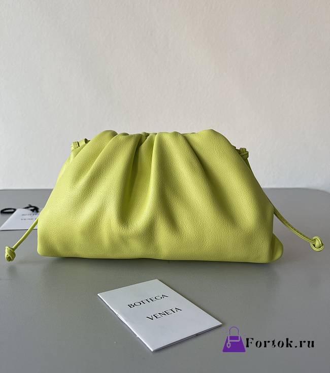 Fortok Bottega Veneta The Mini Pouch in Neon Yellow-Green 23*13*5cm - 1