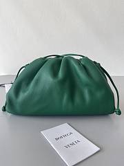 Fortok Bottega Veneta The Mini Pouch in Emerald Green 23*13*5cm  - 1