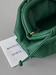 Fortok Bottega Veneta The Mini Pouch in Emerald Green 23*13*5cm  - 6