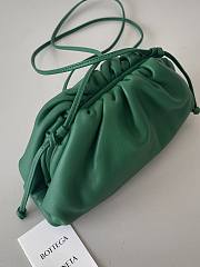 Fortok Bottega Veneta The Mini Pouch in Emerald Green 23*13*5cm  - 2