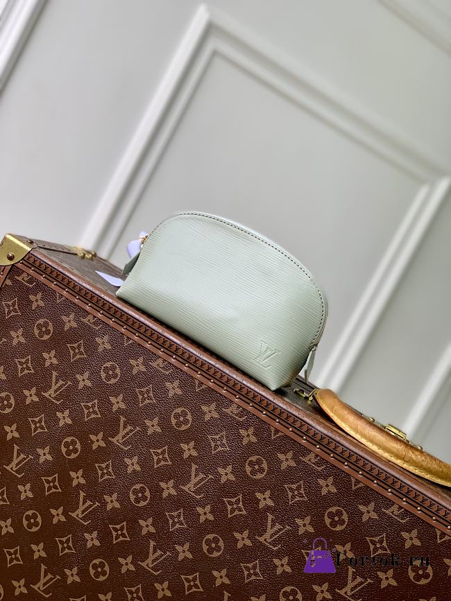 Fortok Louis Vuitton Cosmetic Pouch Pale Mint Green Epi leather 12 x 6 x 19cm - 1