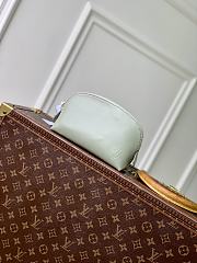 Fortok Louis Vuitton Cosmetic Pouch Pale Mint Green Epi leather 12 x 6 x 19cm - 1