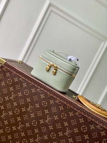 Fortok Louis Vuitton Micro Nice Nano Cosmetic Bag Pale Mint Green Epi leather 14x8.5x10.2cm