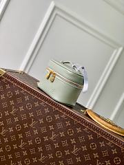 Fortok Louis Vuitton Micro Nice Nano Cosmetic Bag Pale Mint Green Epi leather 14x8.5x10.2cm - 3