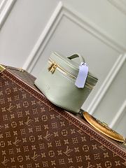 Fortok Louis Vuitton Mini Nice Nano Cosmetic Bag Pale Mint Green Epi leather 13.5 x 12 x 20cm - 5