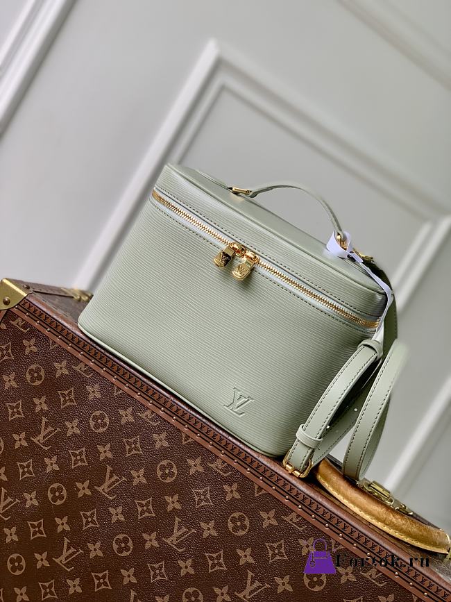 Fortok Louis Vuitton Nice Nano Cosmetic Bag Pale Mint Green Epi leather 24 x 14 x 17cm - 1