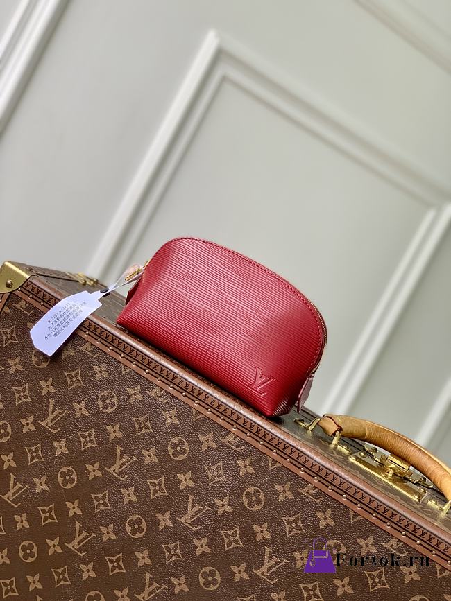 Fortok Louis Vuitton Cosmetic Pouch Rouge Red In Epi leather 12 x 6 x 19cm  - 1