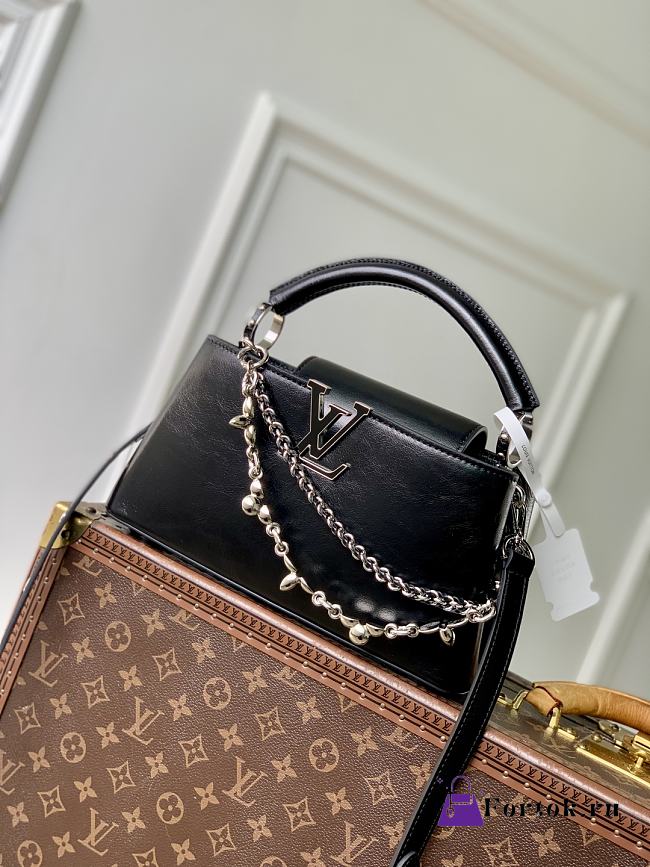 Fortok Louis Vuitton Capucines East-West Black 14 x 8 x 26.5cm  - 1