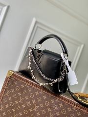 Fortok Louis Vuitton Capucines East-West Black 14 x 8 x 26.5cm  - 2