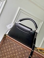 Fortok Louis Vuitton Capucines East-West Black 14 x 8 x 26.5cm  - 4