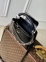 Fortok Louis Vuitton Capucines East-West Black 14 x 8 x 26.5cm  - 3