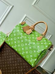 Fortok Louis Vuitton Speedy P9 Bandoulière Emerald Neon Green 40 x 26 x23cm - 1