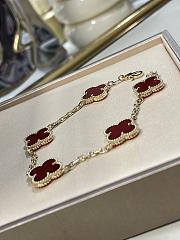 Fortok Van Cleef & Arpels Vintage Alhambra bracelet with five red clover motifs - 5
