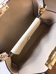Fortok Tory Burch Eleanor pebbled satchel neutral color 21 x 32 x 12.8cm - 6